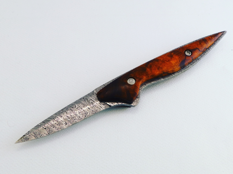 Emego designs Jacomina oyster knife